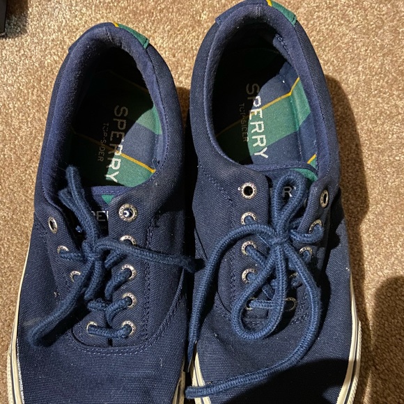 Sperry shoes - Picture 2 of 3